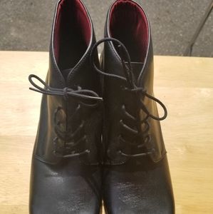Naturalizer Leather Boots